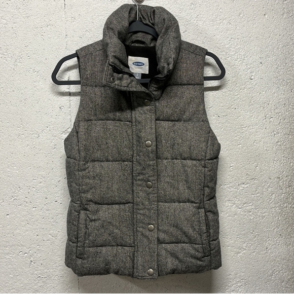 Old Navy Tweed Puffer Vest - Picture 2 of 6